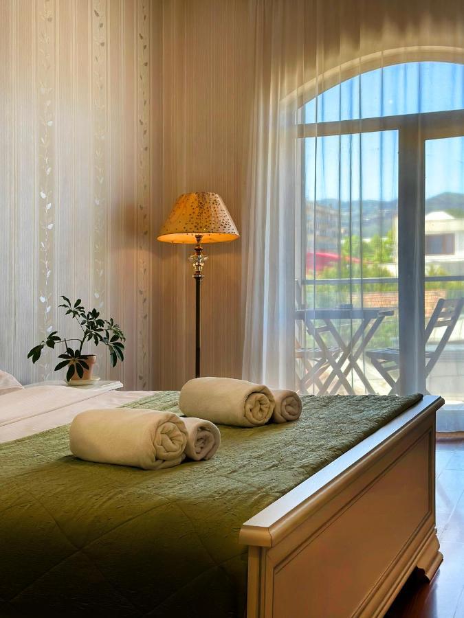 - Granada - Boutique Hotel - Tbilisi - Exterior photo